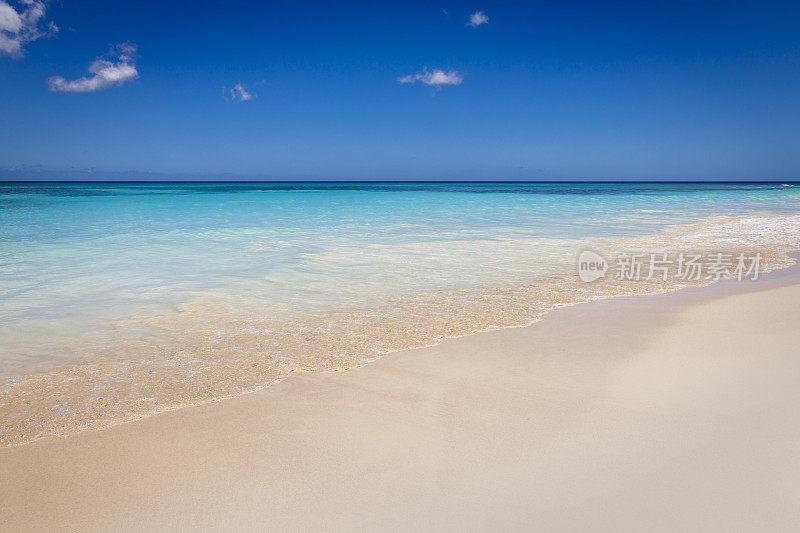 夏日天堂:热带海滩- Saona岛，蓬塔卡纳，加勒比海